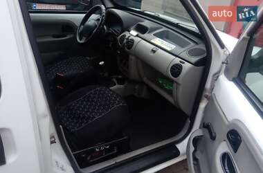 Грузопассажирский фургон Renault Kangoo 2005 в 