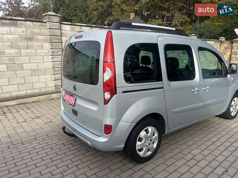 Минивэн Renault Kangoo 2011 в Луцке