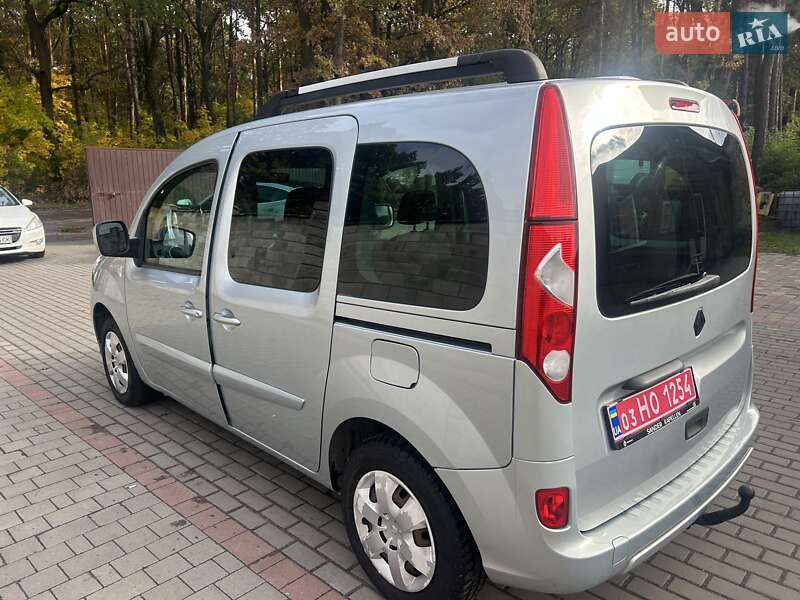 Минивэн Renault Kangoo 2011 в Луцке