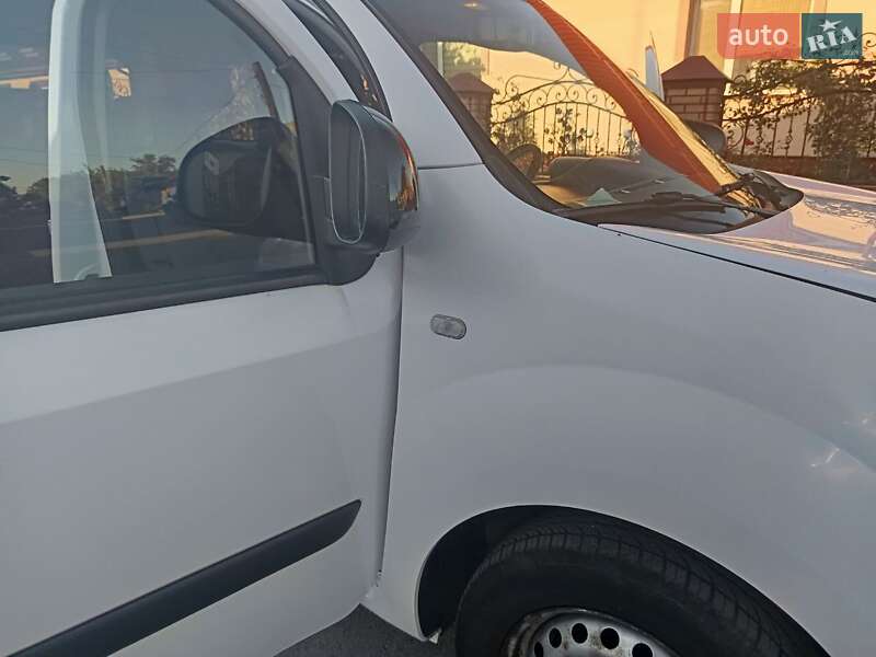 Минивэн Renault Kangoo 2014 в Дубно