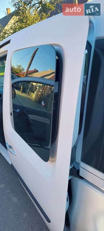 Минивэн Renault Kangoo 2014 в Дубно