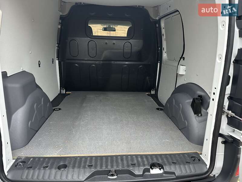 Вантажний фургон Renault Kangoo 2019 в Хмельницькому