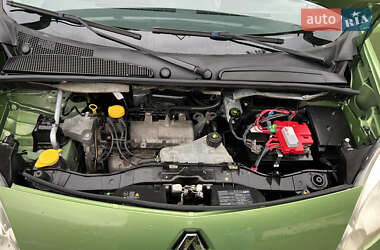 Минивэн Renault Kangoo 2009 в 