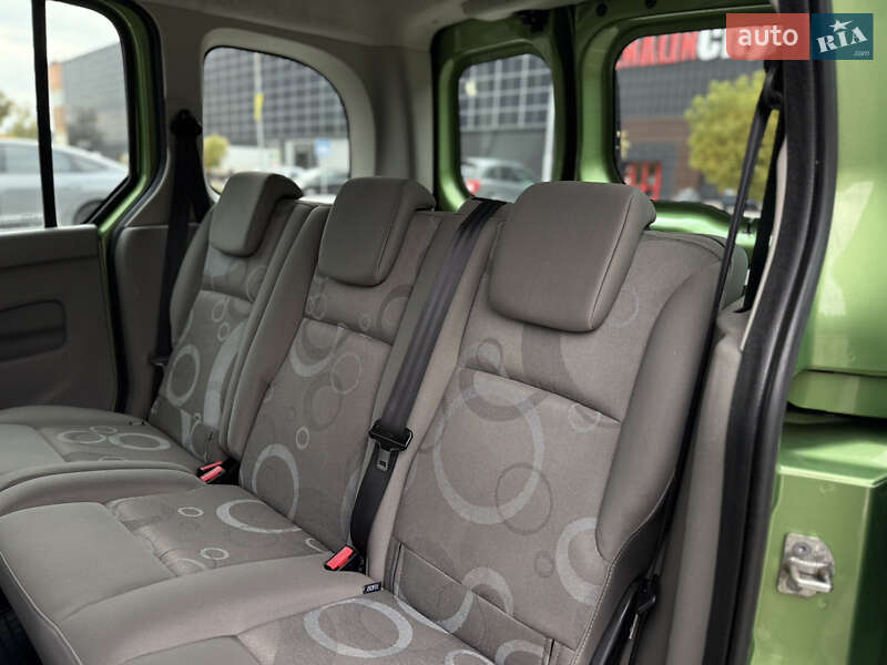 Мінівен Renault Kangoo 2009 в Луцьку