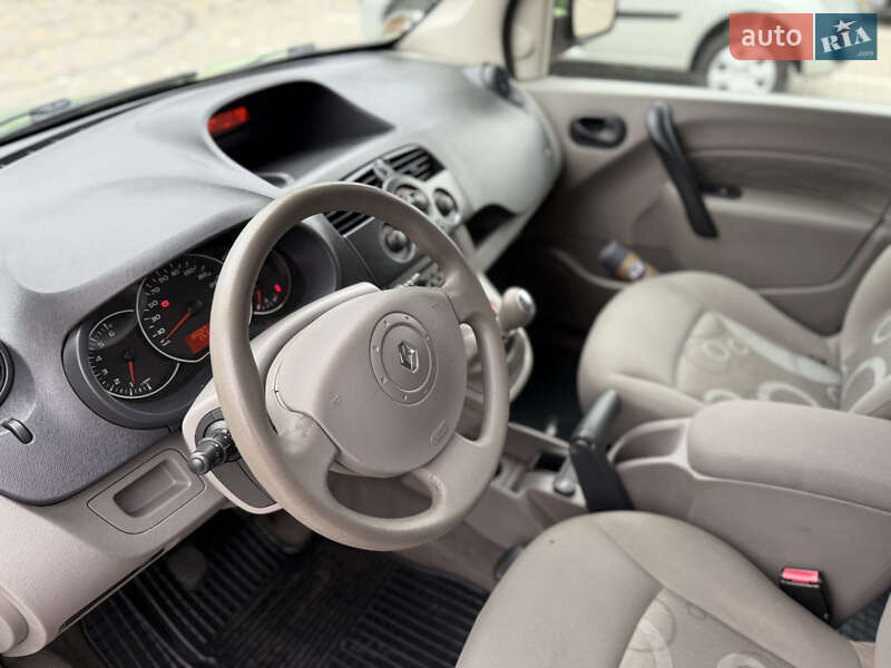 Мінівен Renault Kangoo 2009 в Луцьку