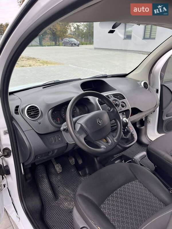 Вантажний фургон Renault Kangoo 2015 в Бродах