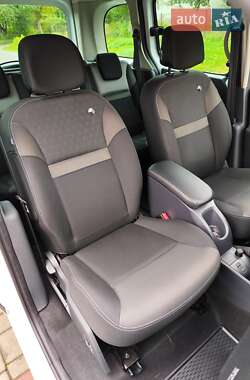 Минивэн Renault Kangoo 2019 в 