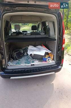 Минивэн Renault Kangoo 2011 в 