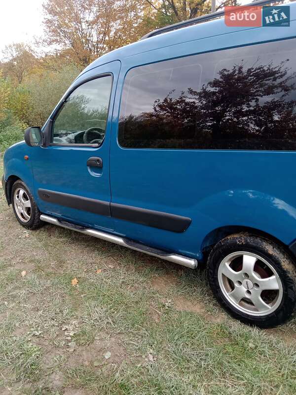 Мінівен Renault Kangoo 2004 в Чернівцях