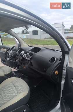 Минивэн Renault Kangoo 2012 в 