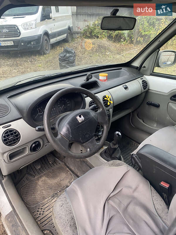 Грузовой фургон Renault Kangoo 2001 в Чугуеве фото 6 Грузовой фургон Renault Kangoo 2001 в Чугуеве