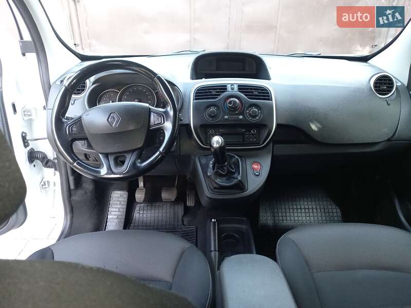 Минивэн Renault Kangoo 2017 в Киеве