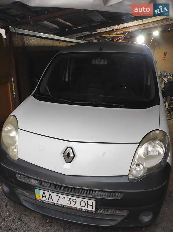 Минивэн Renault Kangoo 2008 в Краматорске