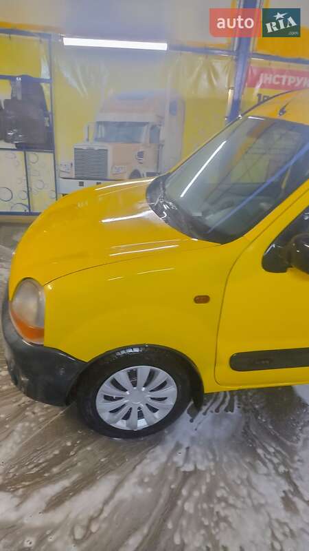 Минивэн Renault Kangoo 2001 в Долине