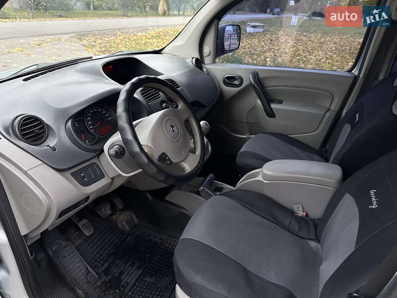 Мінівен Renault Kangoo 2010 в Краснограді