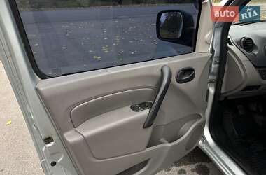 Минивэн Renault Kangoo 2010 в 