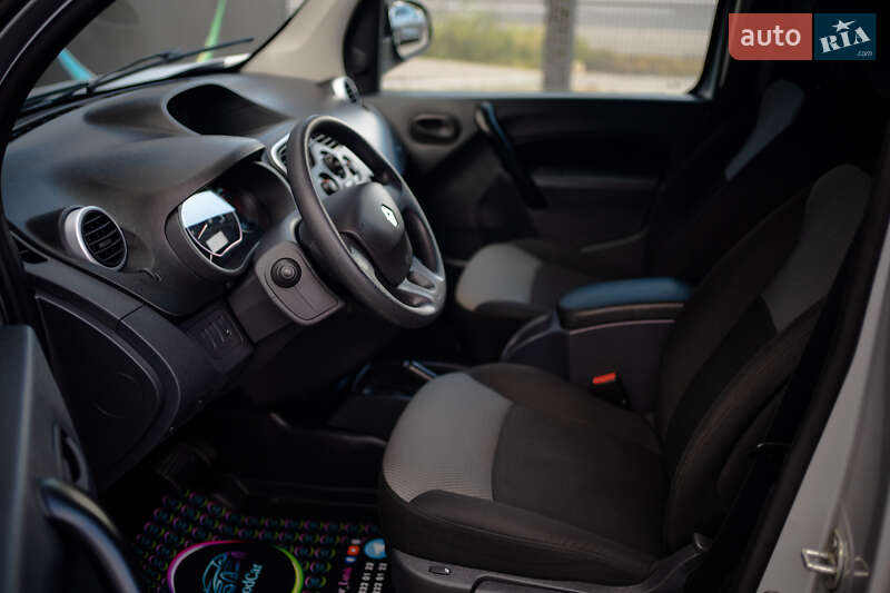 Вантажний фургон Renault Kangoo 2018 в Луцьку фото 70 Вантажний фургон Renault Kangoo 2018 в Луцьку