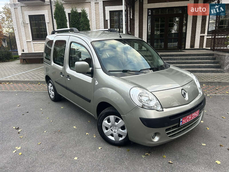 Минивэн Renault Kangoo 2011 в Виннице