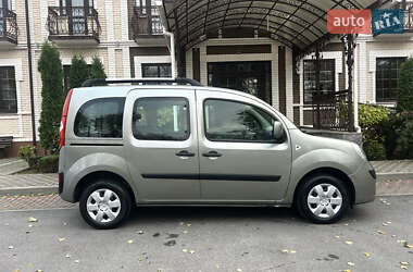Минивэн Renault Kangoo 2011 в 