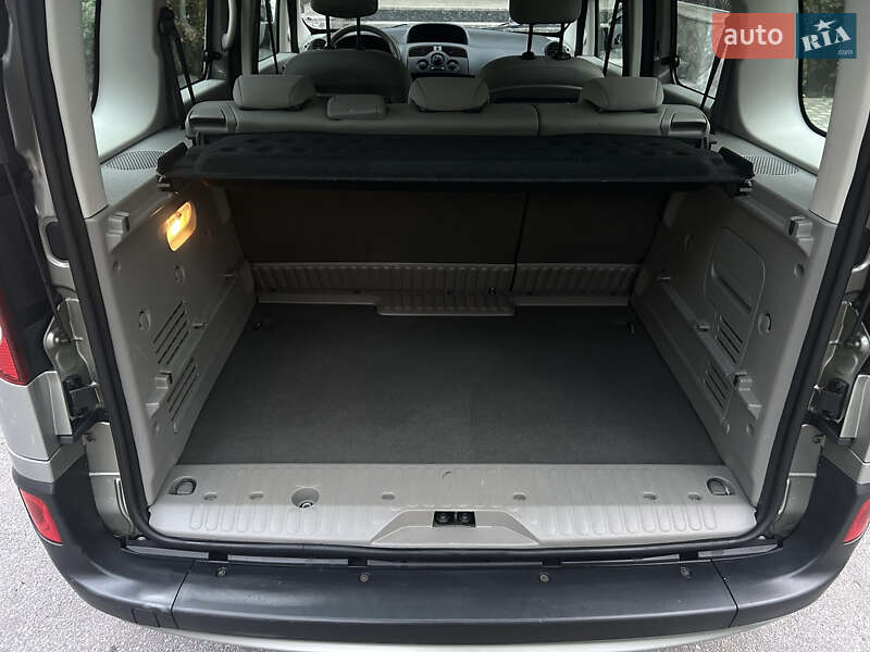 Минивэн Renault Kangoo 2011 в Виннице