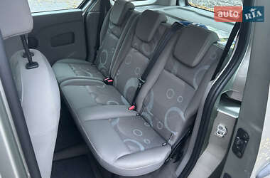 Минивэн Renault Kangoo 2011 в 