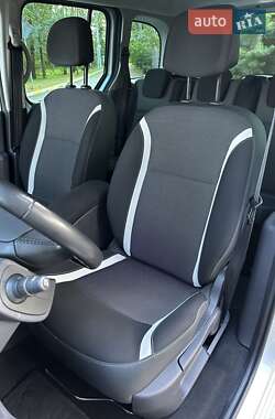 Минивэн Renault Kangoo 2016 в 