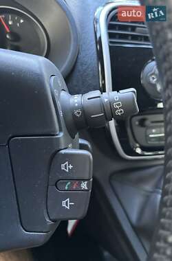 Минивэн Renault Kangoo 2016 в 