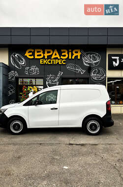 Грузовой фургон Renault Kangoo 2023 в 