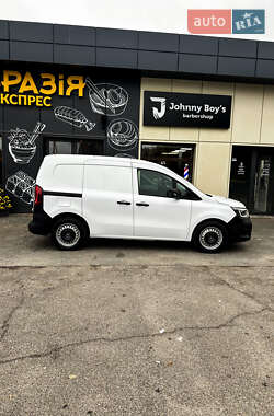 Грузовой фургон Renault Kangoo 2023 в 