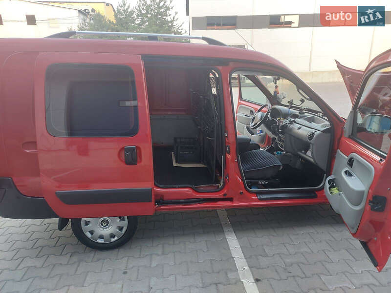 Грузовой фургон Renault Kangoo 2005 в Львове