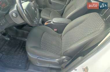Мінівен Renault Kangoo 2013 в 