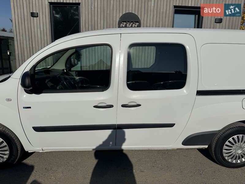 Вантажний фургон Renault Kangoo 2018 в Тернополі