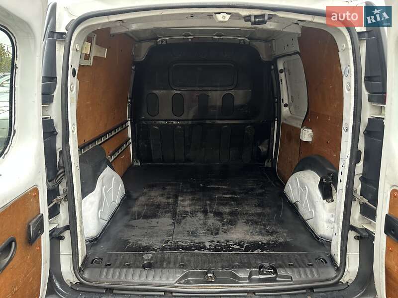 Мікроавтобус вантажний (до 3,5т) Renault Kangoo 2008 в Смілі фото 2 Мікроавтобус вантажний (до 3,5т) Renault Kangoo 2008 в Смілі
