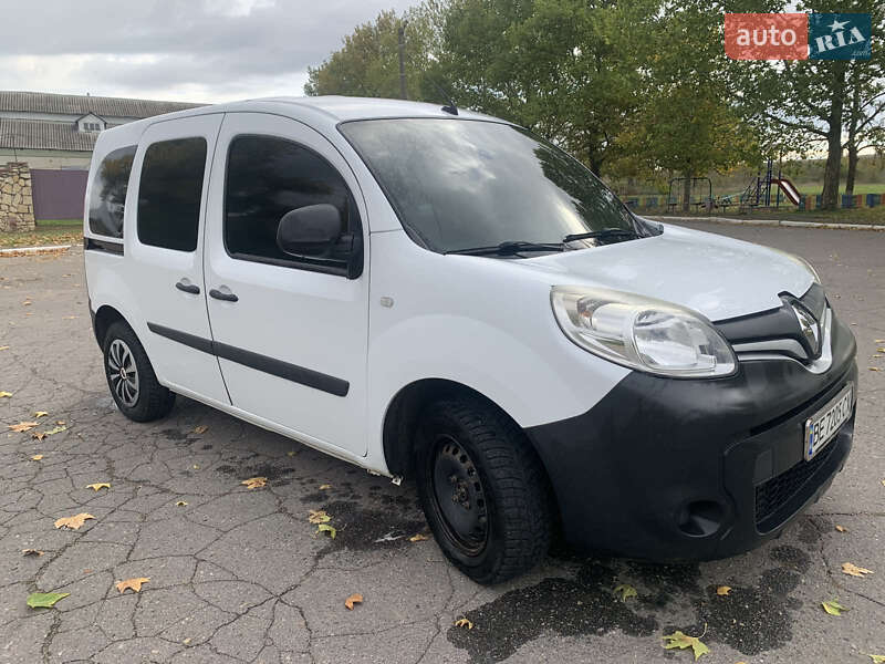 Минивэн Renault Kangoo 2015 в Новой Одессе