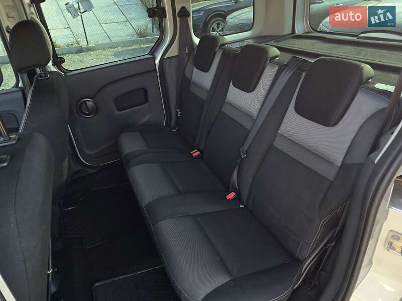 Мінівен Renault Kangoo 2017 в Тернополі фото 24 Мінівен Renault Kangoo 2017 в Тернополі