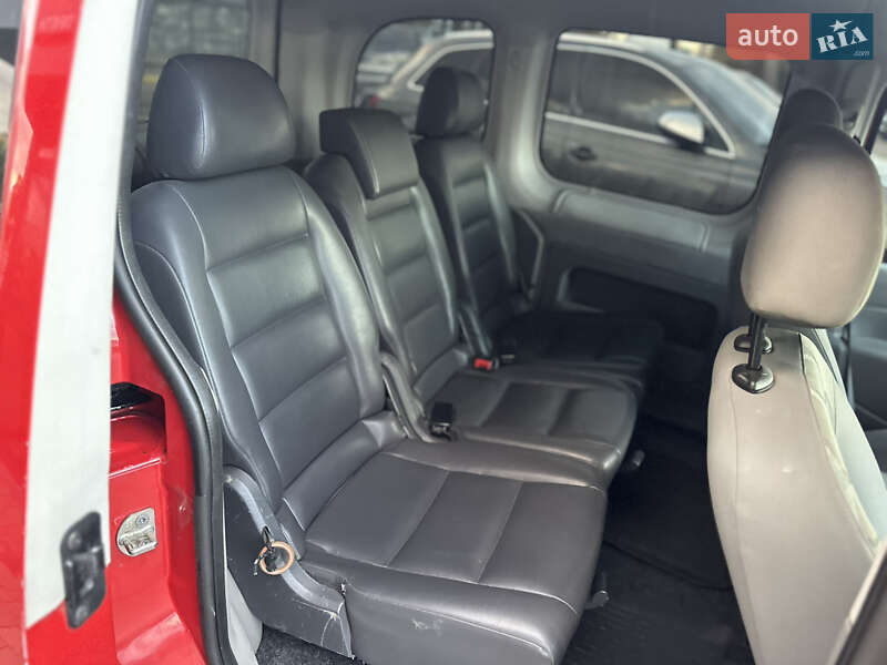 Минивэн Renault Kangoo 2009 в Ровно