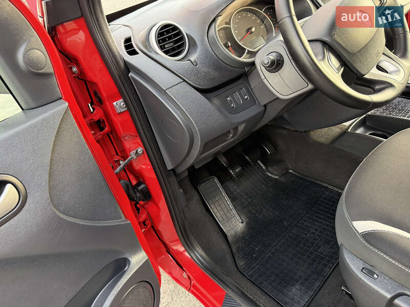 Мінівен Renault Kangoo 2014 в Дніпрі фото 118 Мінівен Renault Kangoo 2014 в Дніпрі