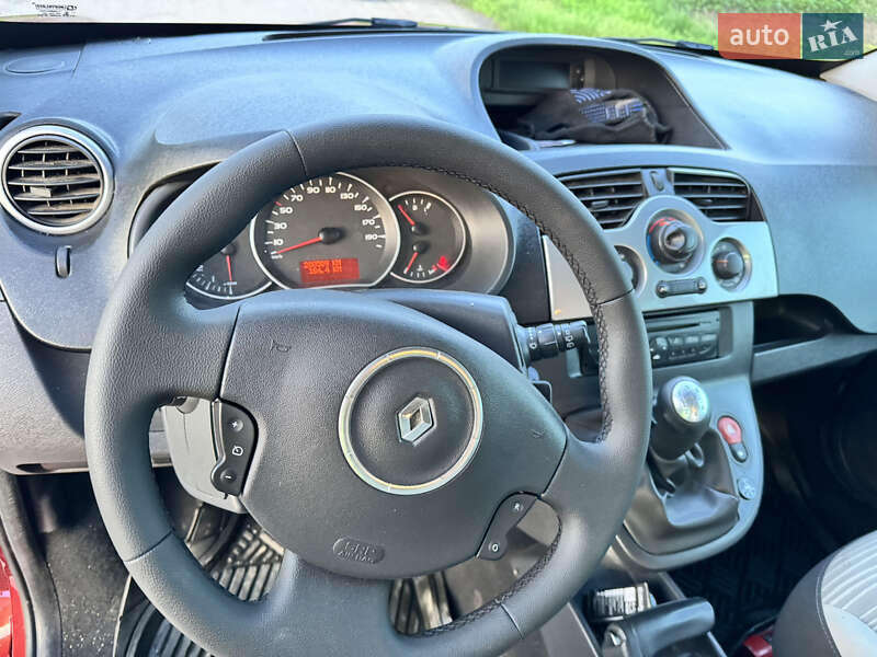 Минивэн Renault Kangoo 2012 в Луцке