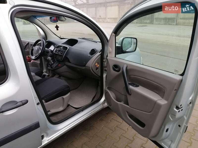 Мінівен Renault Kangoo 2008 в Чернівцях