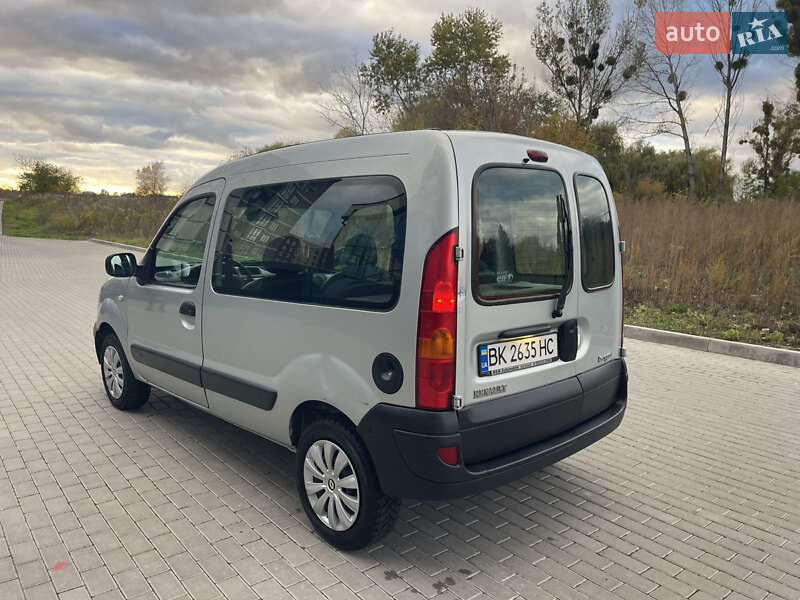 Мінівен Renault Kangoo 2008 в Рівному фото 3 Мінівен Renault Kangoo 2008 в Рівному