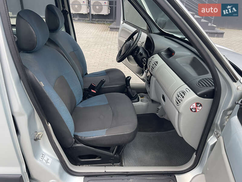 Мінівен Renault Kangoo 2008 в Рівному фото 13 Мінівен Renault Kangoo 2008 в Рівному