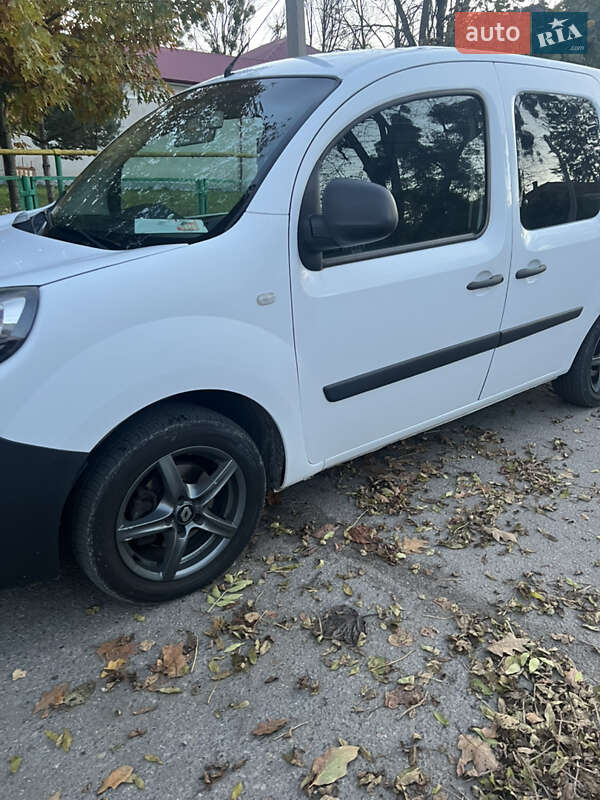 Минивэн Renault Kangoo 2013 в Черновцах