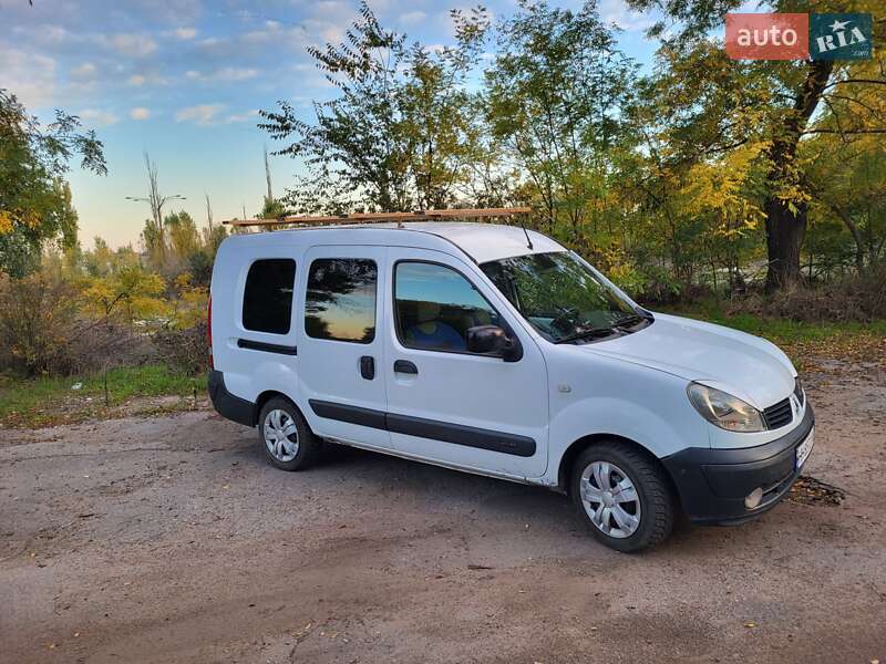 Минивэн Renault Kangoo 2008 в Измаиле