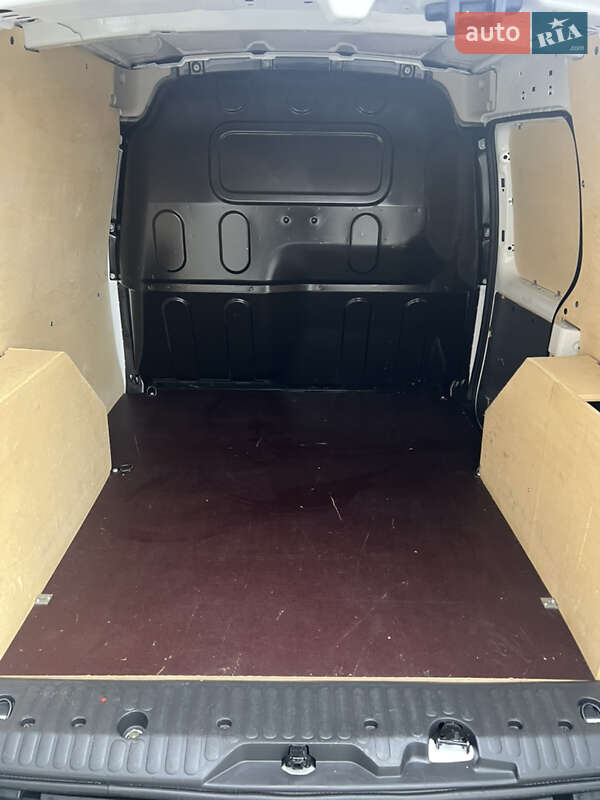 Грузовой фургон Renault Kangoo 2018 в Луцке фото 15 Грузовой фургон Renault Kangoo 2018 в Луцке