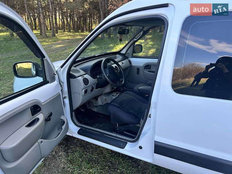 Мінівен Renault Kangoo 2003 в Чернівцях фото 15 Мінівен Renault Kangoo 2003 в Чернівцях