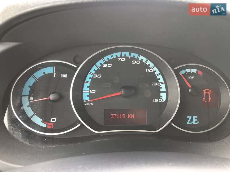 Грузовой фургон Renault Kangoo 2015 в Ровно фото 16 Грузовой фургон Renault Kangoo 2015 в Ровно