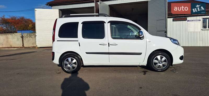 Мінівен Renault Kangoo 2014 в Новоархангельську фото 6 Мінівен Renault Kangoo 2014 в Новоархангельську