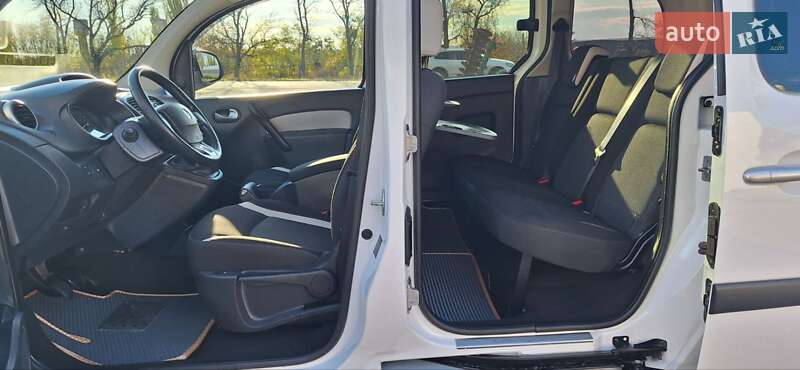 Мінівен Renault Kangoo 2014 в Новоархангельську фото 73 Мінівен Renault Kangoo 2014 в Новоархангельську