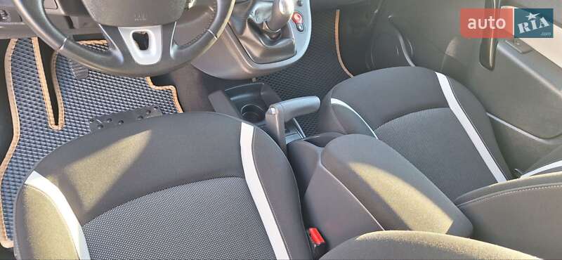 Мінівен Renault Kangoo 2014 в Новоархангельську фото 79 Мінівен Renault Kangoo 2014 в Новоархангельську