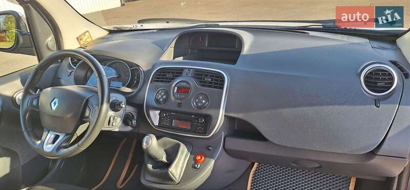 Мінівен Renault Kangoo 2014 в Новоархангельську фото 97 Мінівен Renault Kangoo 2014 в Новоархангельську